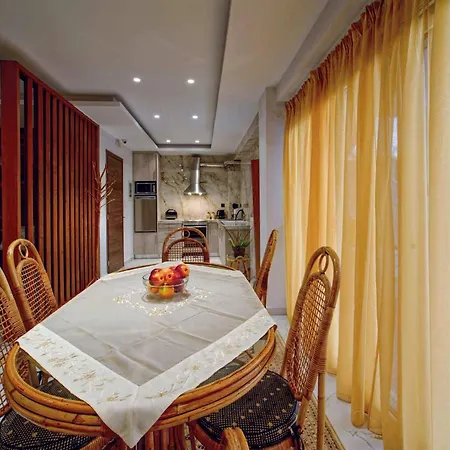 Eva Mare Villa Kandíla